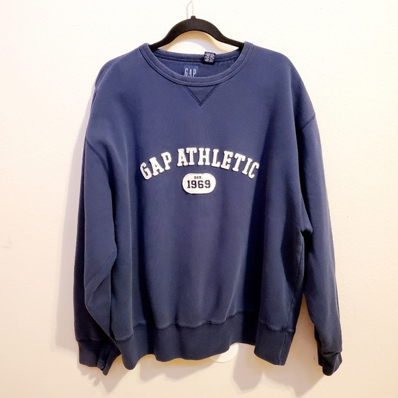 gap athletic sweatshirt